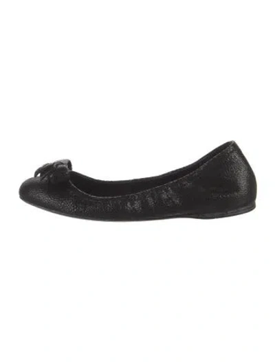 Pre-owned Prada Leather Bow Accents Flats In Black