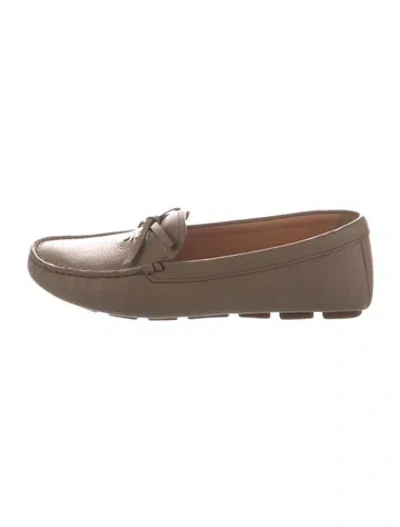 Pre-owned Prada Leather Bow Accents Loafers In Neutrals