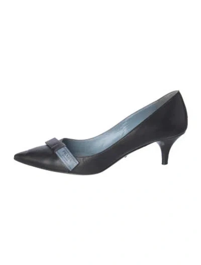 Pre-owned Prada Leather Bow Accents Pumps In Black