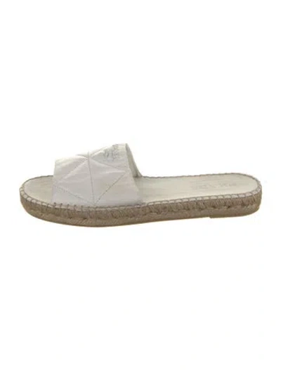 Pre-owned Prada Leather Braided Accents Slides In White