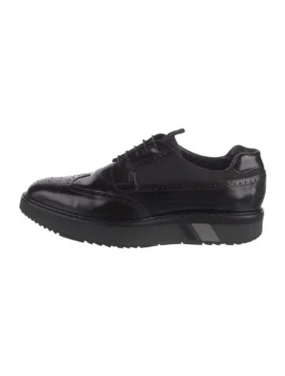 Pre-owned Prada Leather Brogues In Black