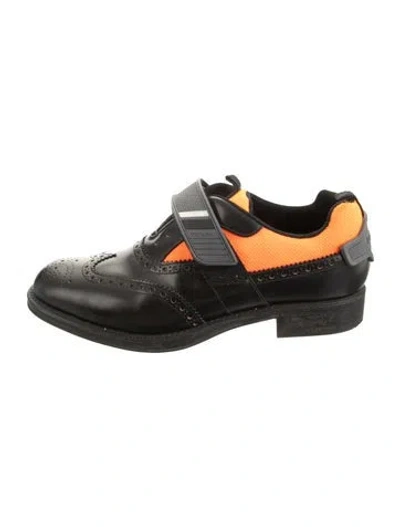 Pre-owned Prada Leather Brogues In Black/orange