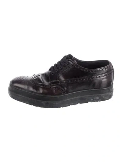 Pre-owned Prada Leather Brogues In Burgundy