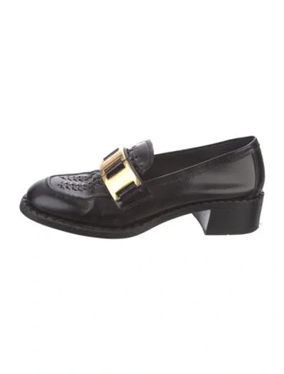 Pre-owned Prada Leather Chain-link Accents Pumps In Black