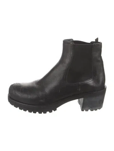 Pre-owned Prada Leather Chelsea Boots In Black