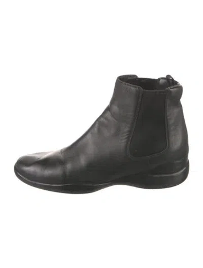 Pre-owned Prada Leather Chelsea Boots In Black