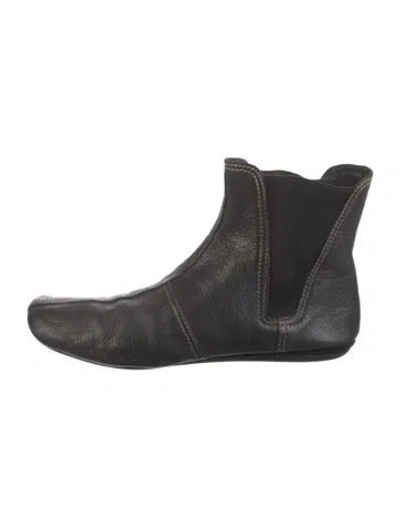 Pre-owned Prada Leather Chelsea Boots In Black