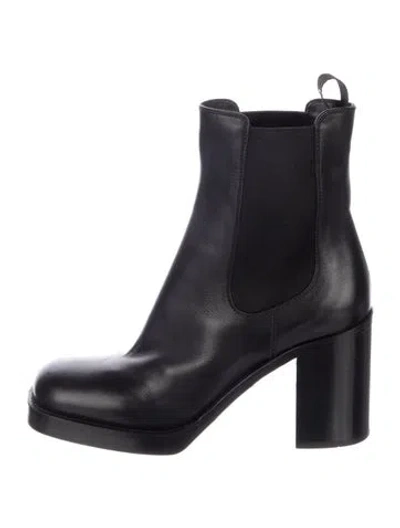 Pre-owned Prada Leather Chelsea Boots In Black