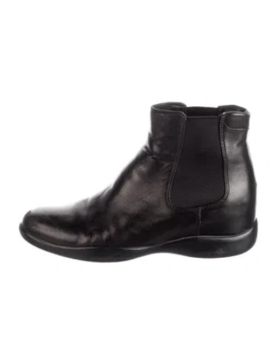 Pre-owned Prada Leather Chelsea Boots In Black