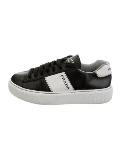 Pre-owned Prada Leather Colorblock Pattern Sneakers In Black/white