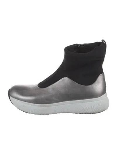 Pre-owned Prada Leather Colorblock Pattern Sneakers In Silver
