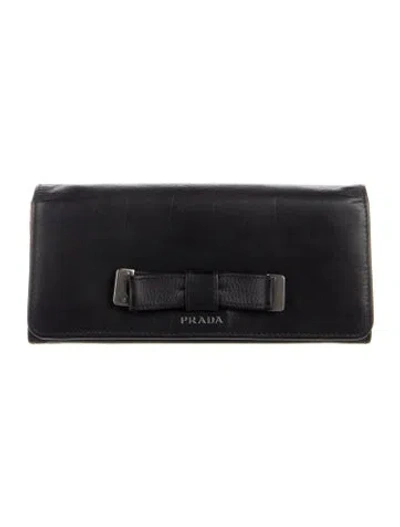 Pre-owned Prada Leather Continental Wallet In Black