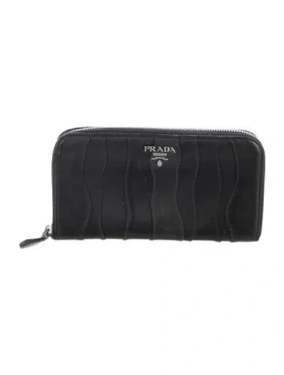 Pre-owned Prada Leather Continental Wallet In Black