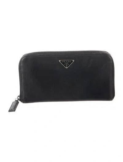 Pre-owned Prada Leather Continental Wallet In Black