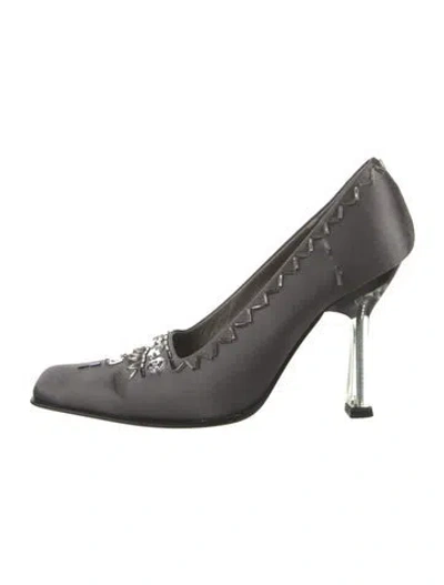 Pre-owned Prada Leather Crystal Embellishments Pumps In Grey