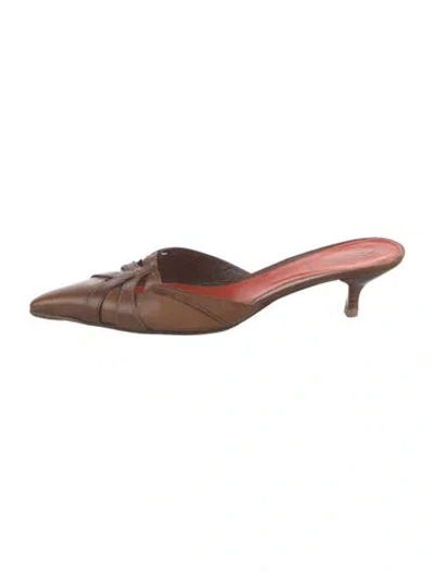 Pre-owned Prada Leather Cutout Accent Mules In Brown