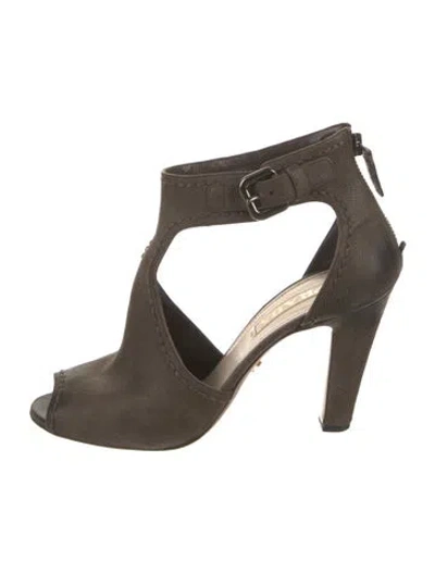 Pre-owned Prada Leather Cutout Accent T-strap Pumps In Green