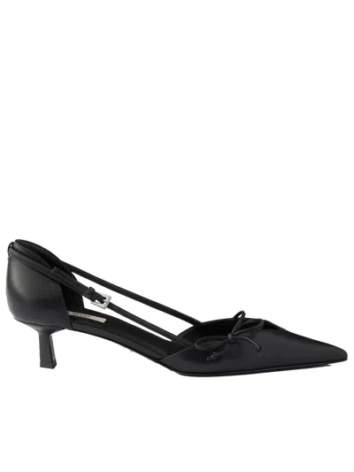 Prada Leather Decolette In Black