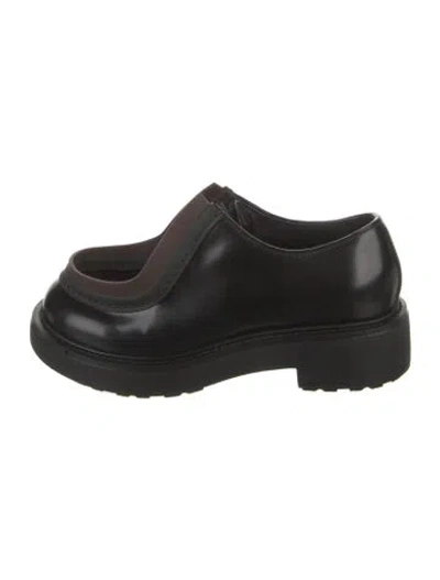 Pre-owned Prada Leather Derby Shoes In Black