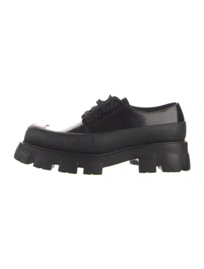 Pre-owned Prada Leather Derby Shoes In Black