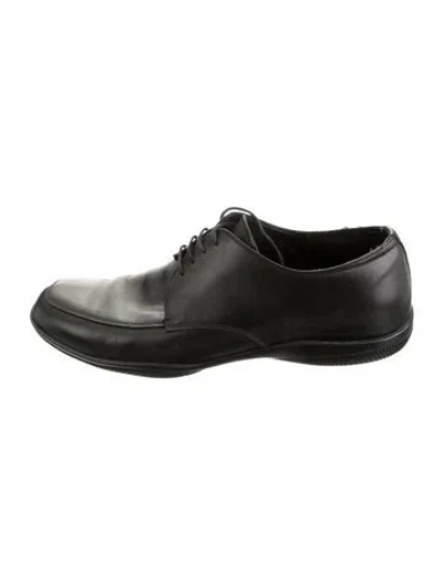Pre-owned Prada Leather Derby Shoes In Black