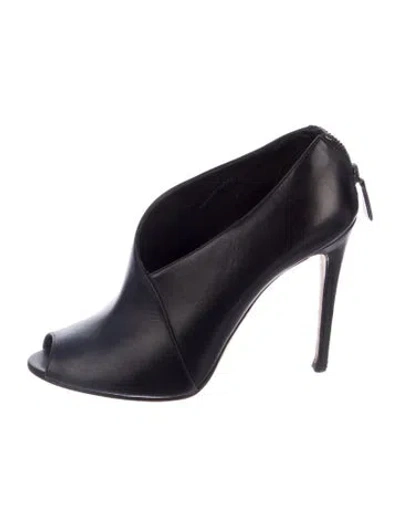 Pre-owned Prada Leather D'orsay Pumps In Black