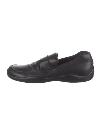 Pre-owned Prada Leather Dress Loafers In Black