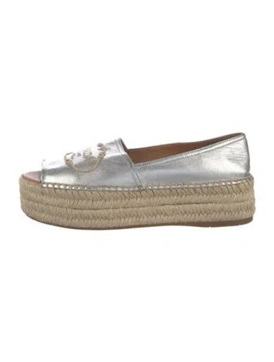 Pre-owned Prada Leather Espadrilles In Metallic