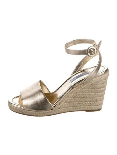 Pre-owned Prada Leather Espadrilles In Metallic/neutrals