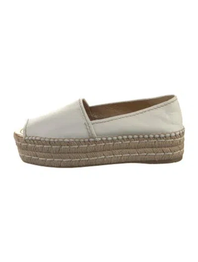 Pre-owned Prada Leather Espadrilles In Neutral