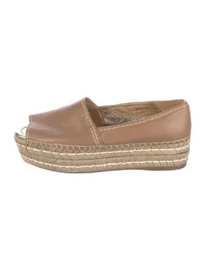 Pre-owned Prada Leather Espadrilles In Neutral