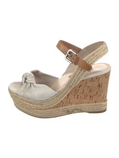 Pre-owned Prada Leather Espadrilles In Neutrals
