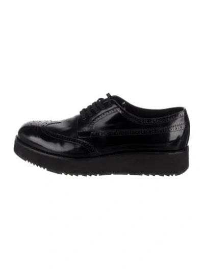 Pre-owned Prada Leather Eyelet Trim Brogues In Black