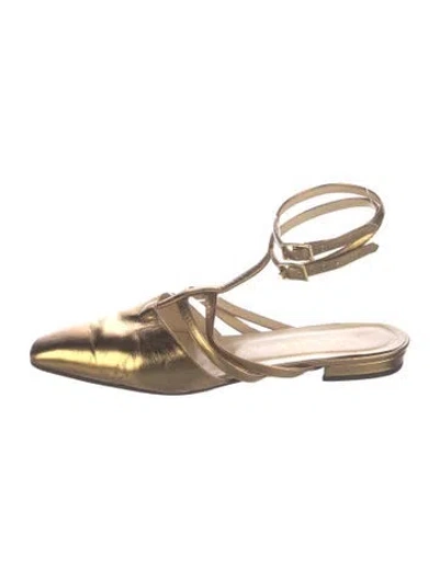 Pre-owned Prada Leather Flats In Gold/metallic