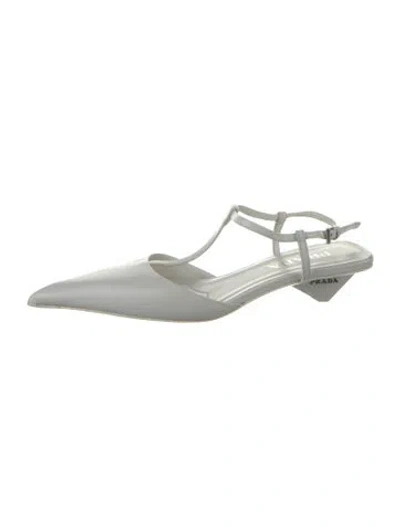 Pre-owned Prada Leather Flats In White