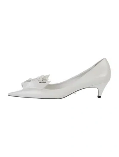 Pre-owned Prada Leather Flats In White