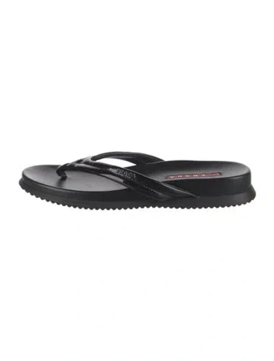 Pre-owned Prada Leather Flip Flops In Black
