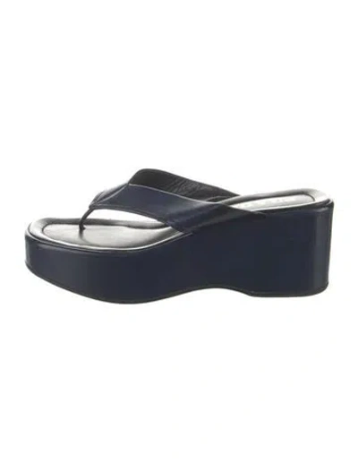 Pre-owned Prada Leather Flip Flops In Blue