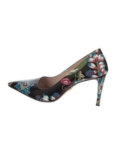 Pre-owned Prada Leather Floral Print Pumps In Black