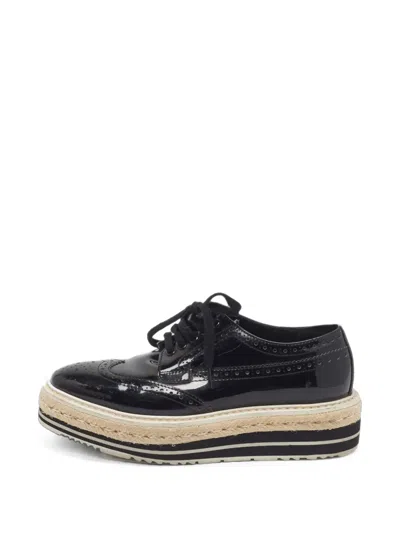 Pre-owned Prada Leather Lace-up Shoes In Black
