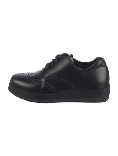 Pre-owned Prada Leather Lasercut Accents Brogues In Black