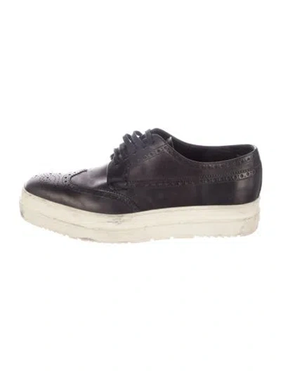 Pre-owned Prada Leather Lasercut Accents Brogues In Black