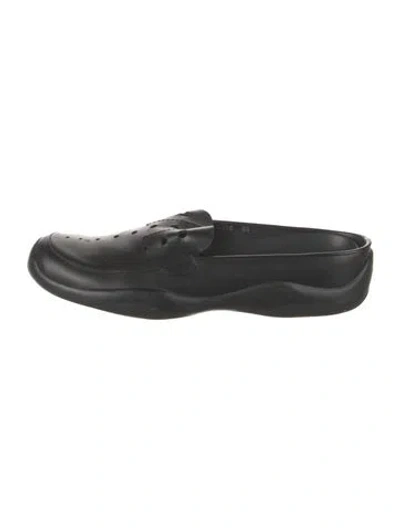 Pre-owned Prada Leather Lasercut Accents Loafers In Black