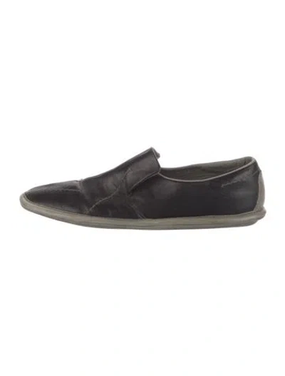 Pre-owned Prada Leather Loafers In Black