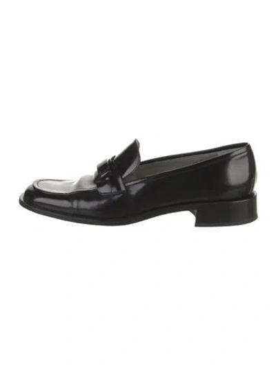 Pre-owned Prada Leather Loafers In Black