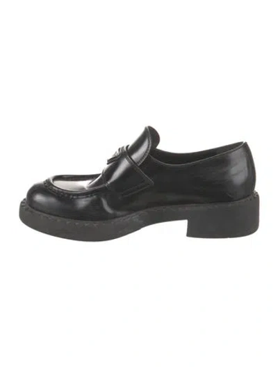 Pre-owned Prada Leather Loafers In Black