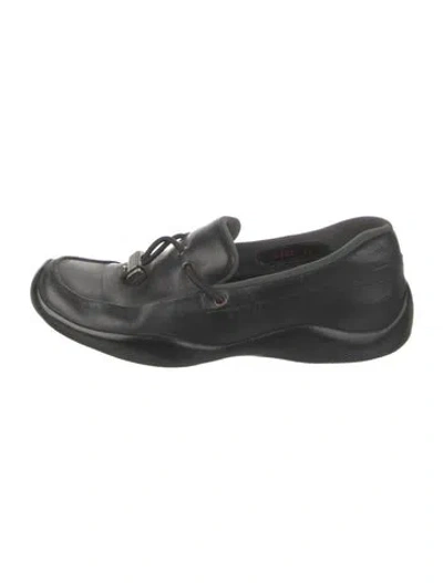 Pre-owned Prada Leather Loafers In Black