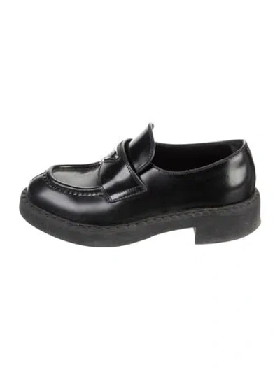 Pre-owned Prada Leather Loafers In Black