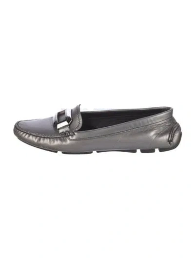 Pre-owned Prada Leather Loafers In Gray