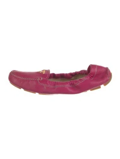 Pre-owned Prada Leather Loafers In Pink